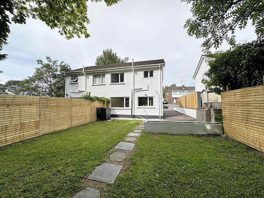 14 Whyte Acres