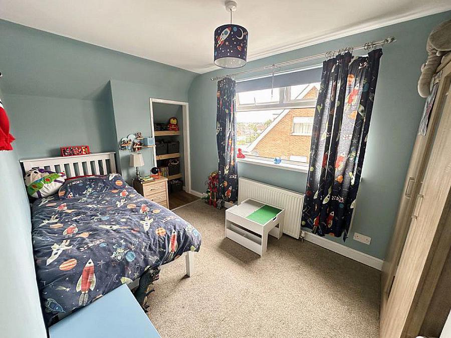 24 Chinauley Park
