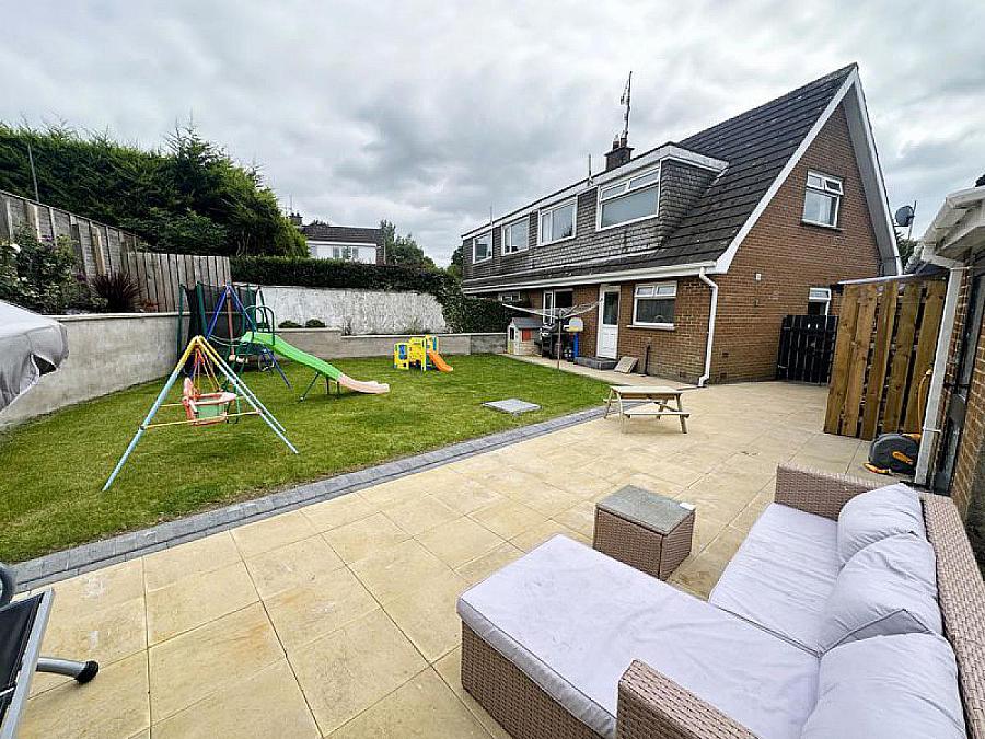 24 Chinauley Park