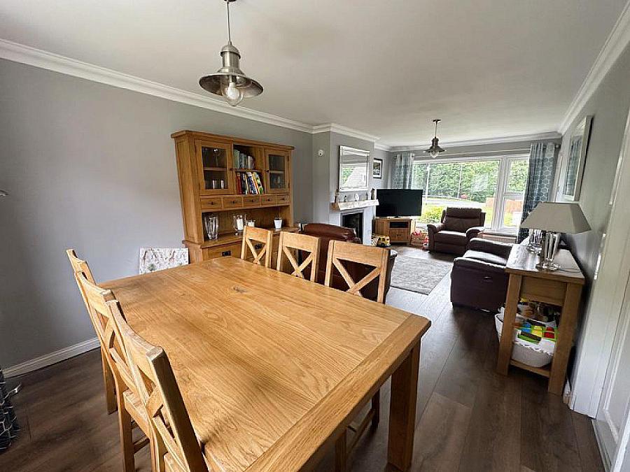 24 Chinauley Park