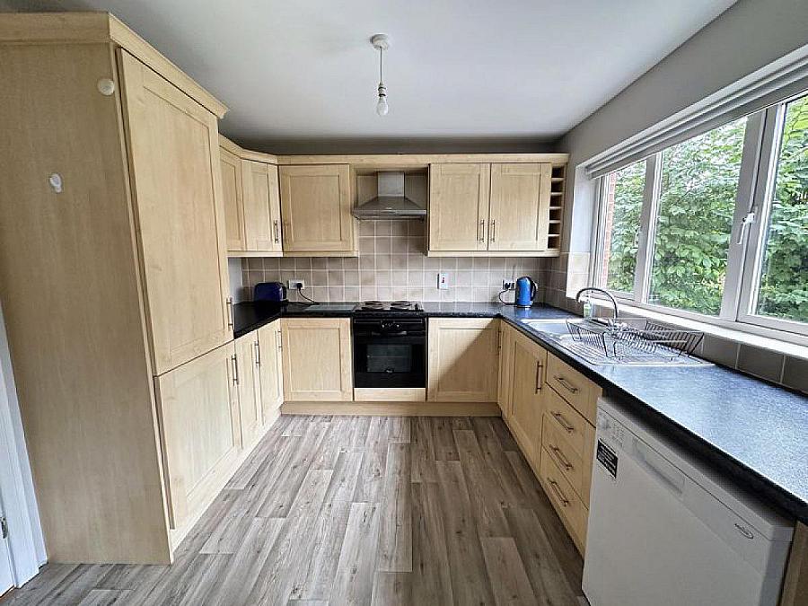 29 Dromore Road