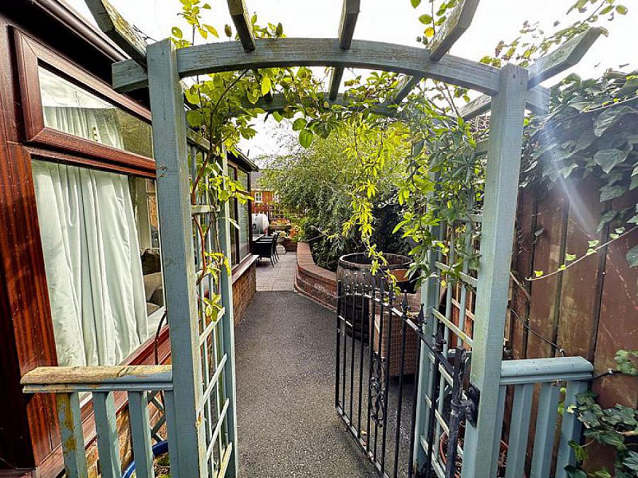7 Grove Hill