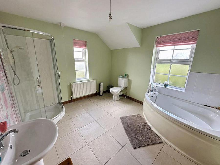 70 Tonaghmore Road