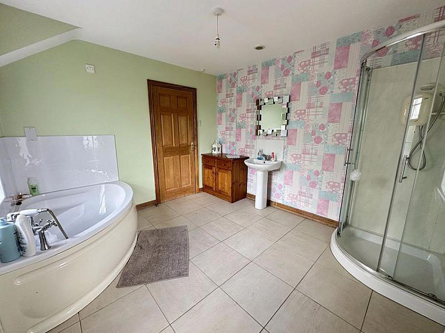 70 Tonaghmore Road
