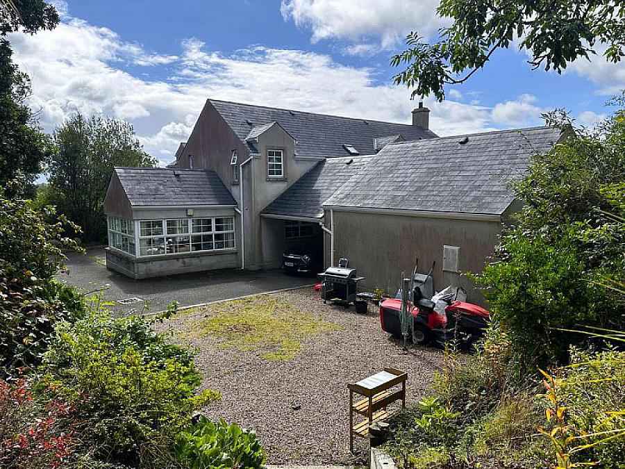 70 Tonaghmore Road