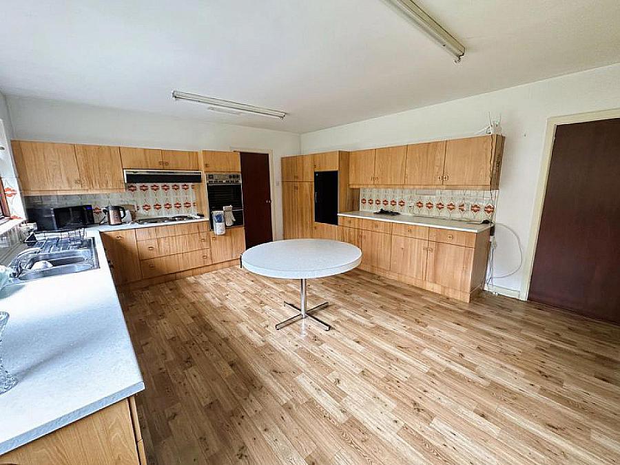 65 Lurgan Road
