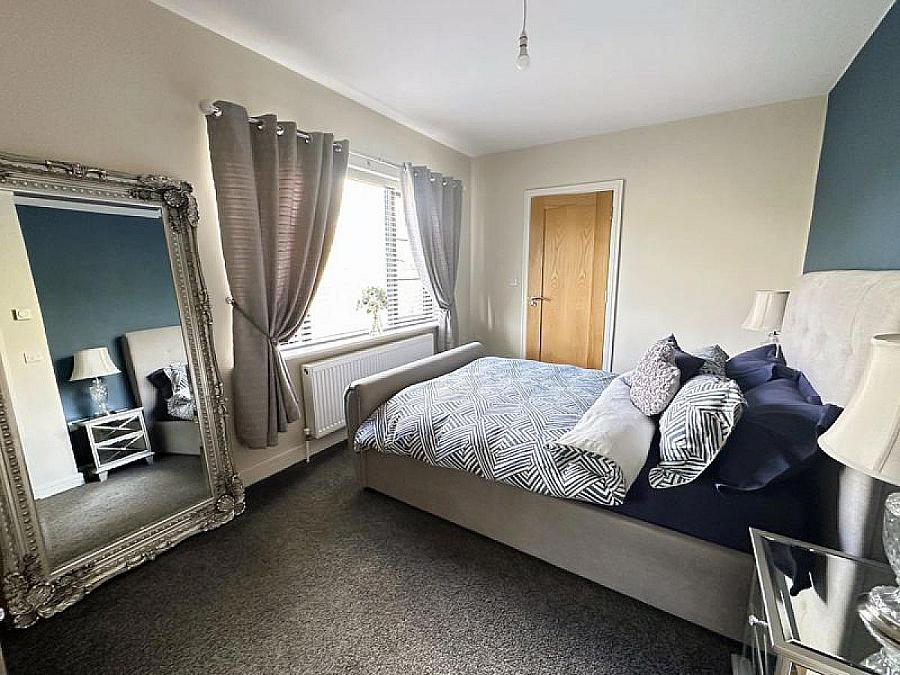 89 Bishops Green 89 Bishops Green