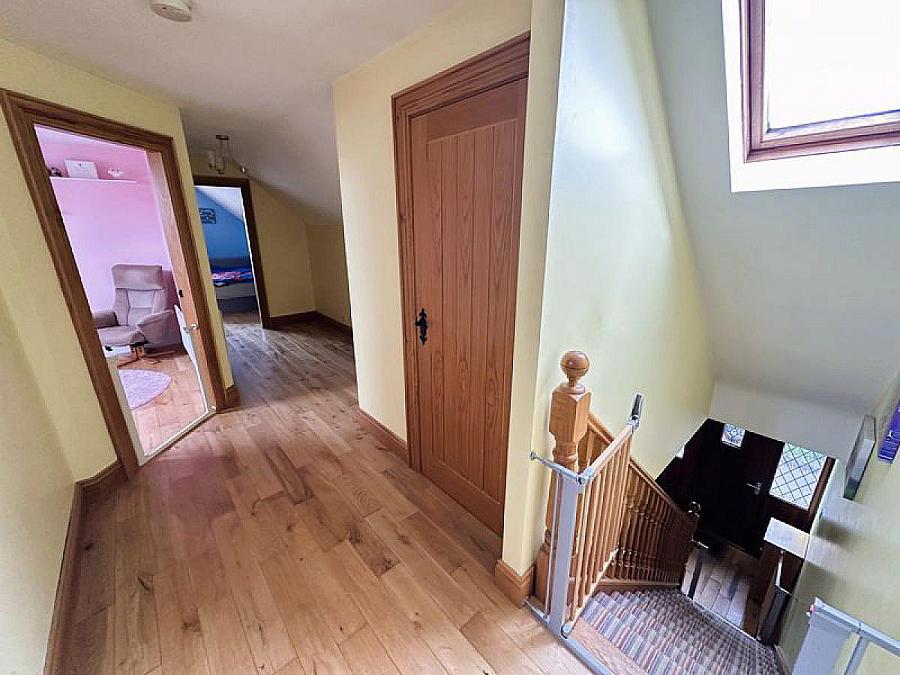 59 Thornhill