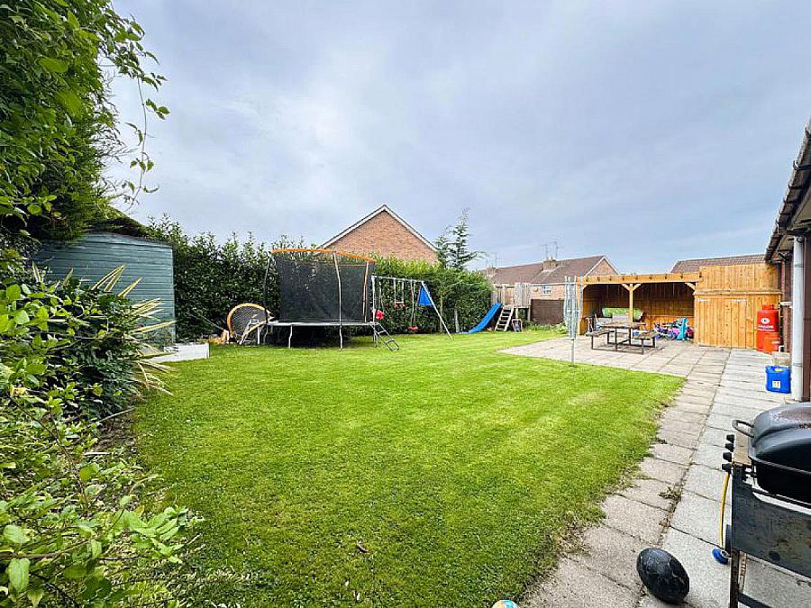 59 Thornhill