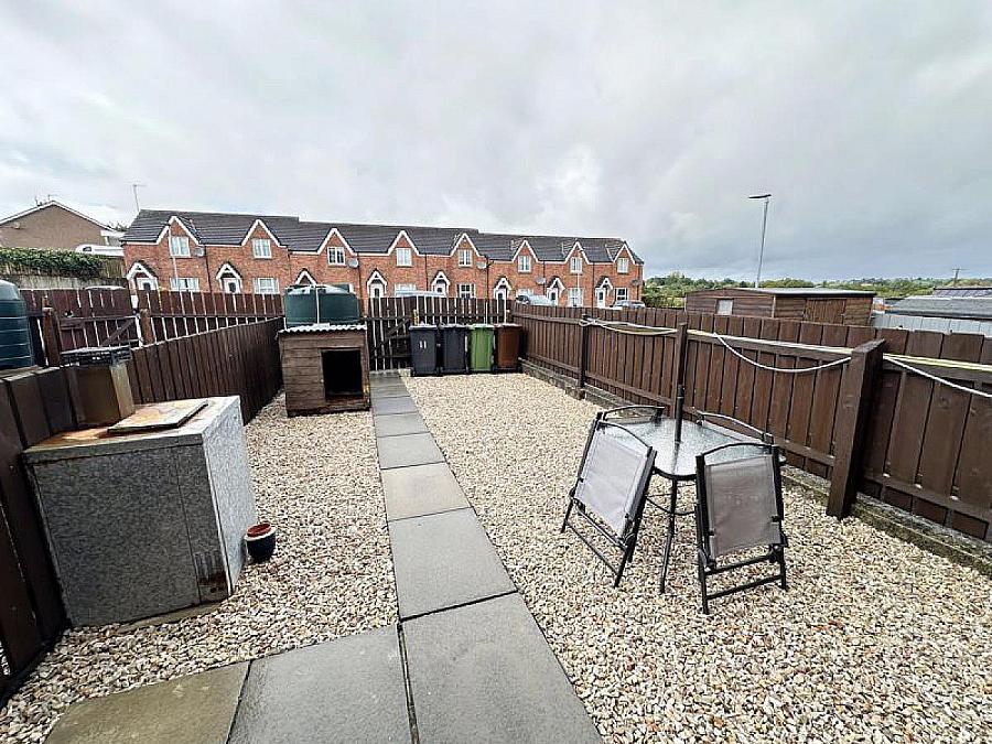 11 Edenderry Mews