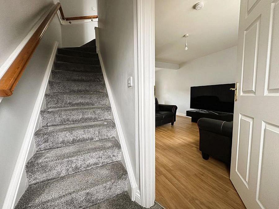 11 Edenderry Mews