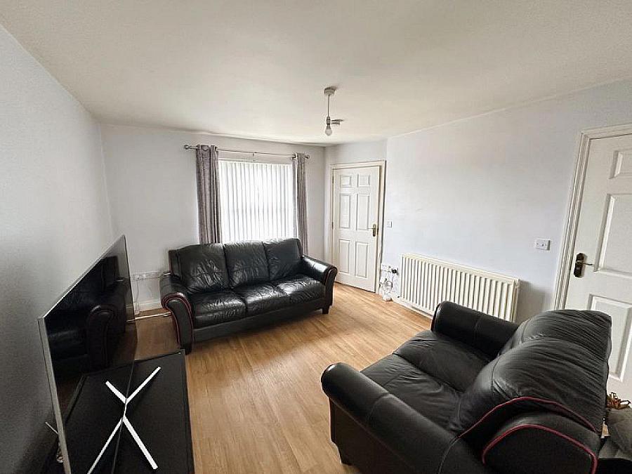 11 Edenderry Mews