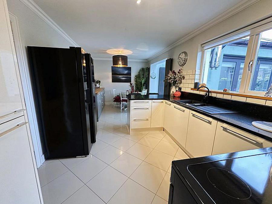 37 Thorndale