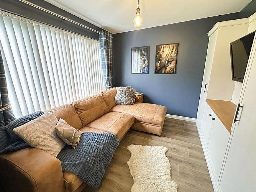 30 Oakridge
