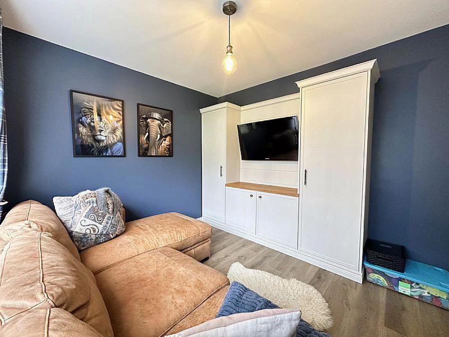 30 Oakridge