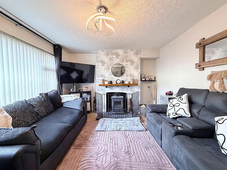 76 Hillhead Park