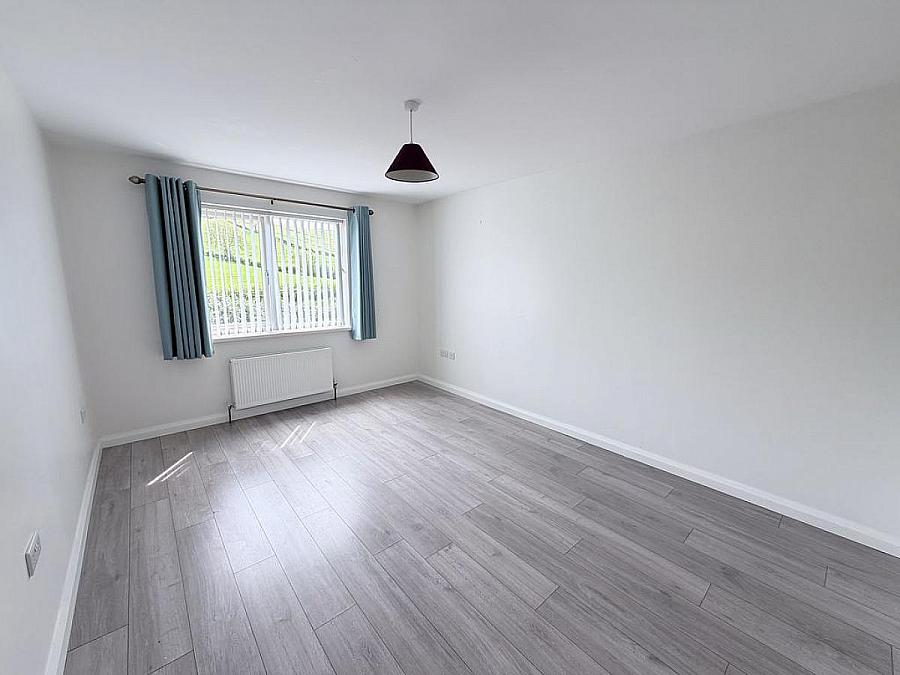 6 Greenan Grove