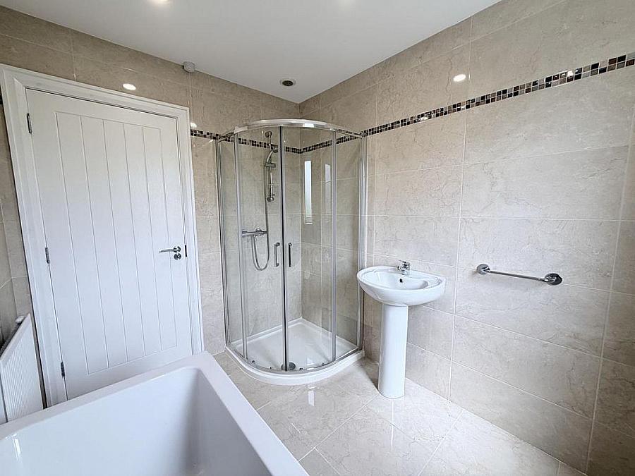 6 Greenan Grove