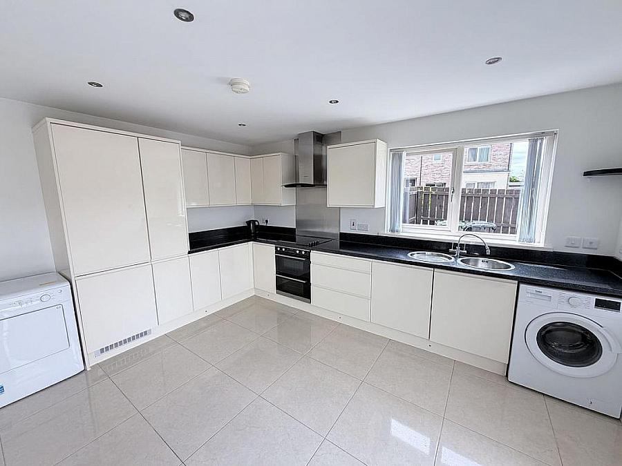 6 Greenan Grove