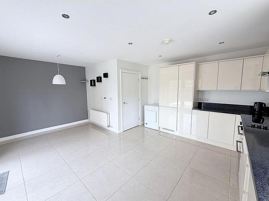 6 Greenan Grove