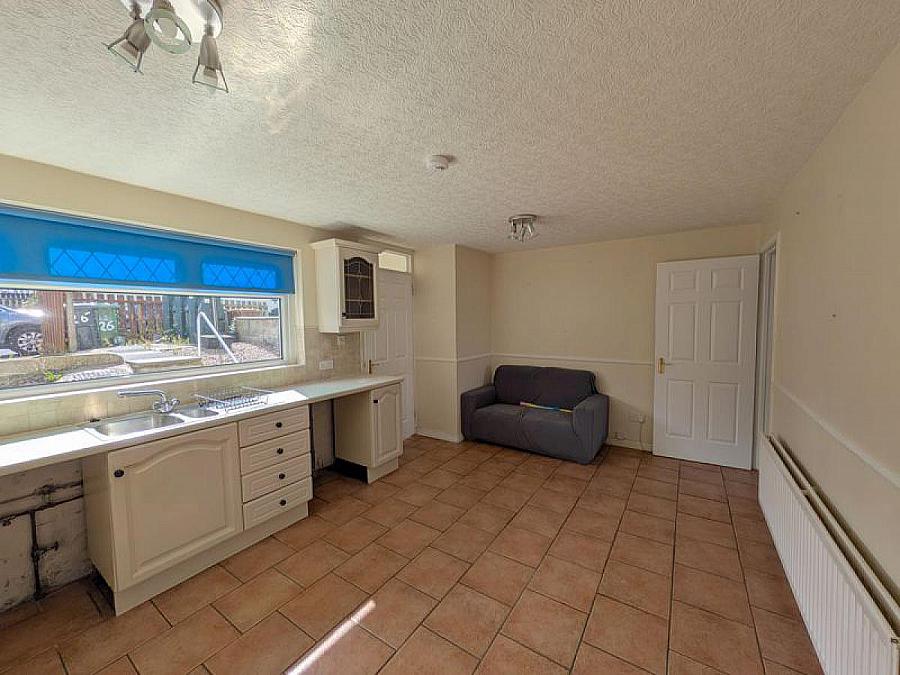 26 Hillhead Drive