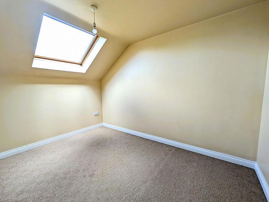 8 Edenderry Mews