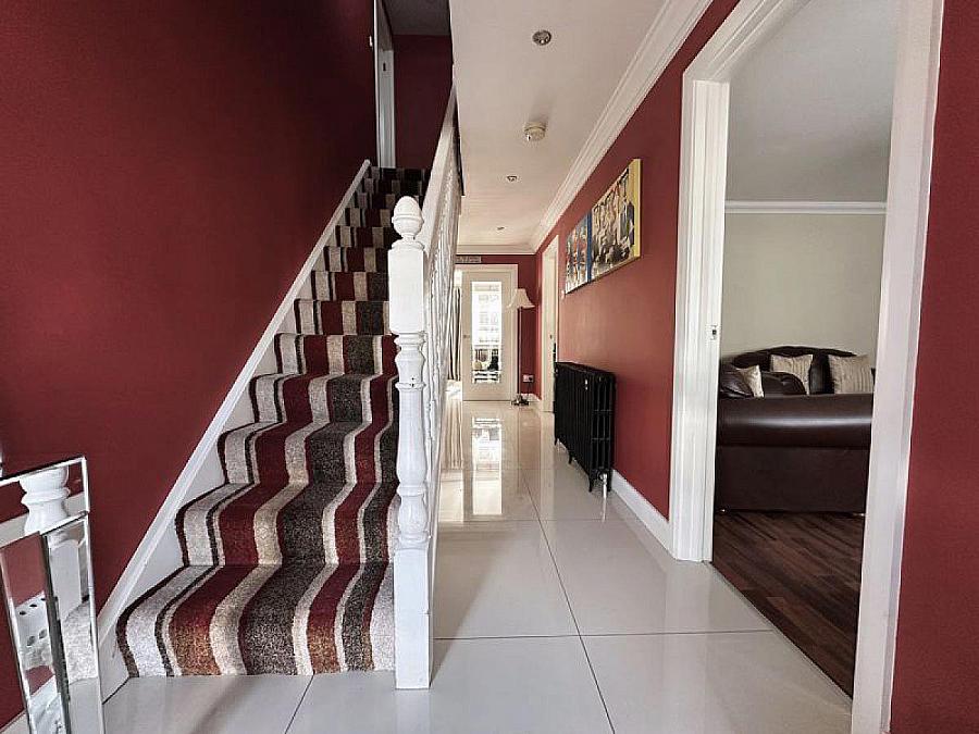 77 Rathview