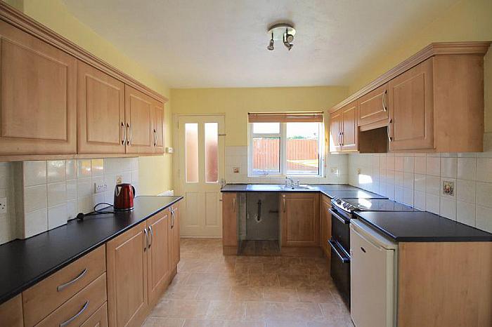 15 Knockview Drive