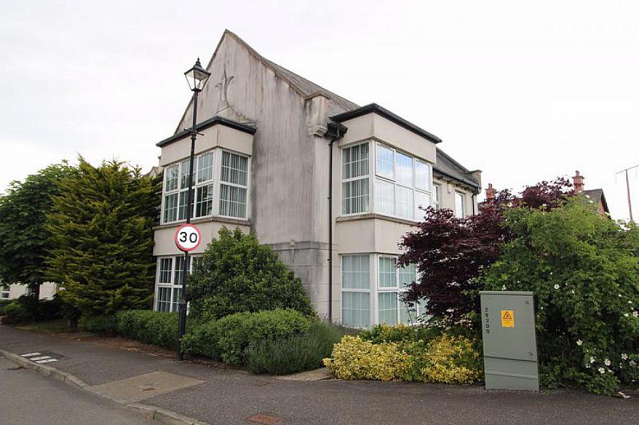 6 Lady Wallace Road