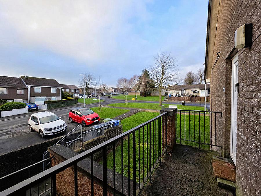 2B Rathvarna Gardens