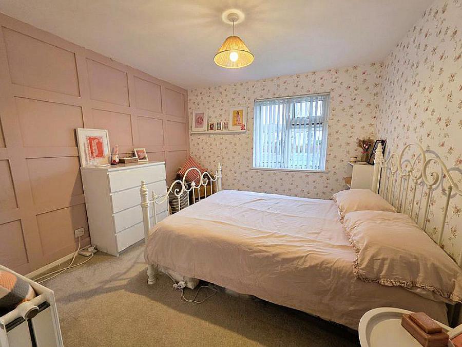 2B Rathvarna Gardens