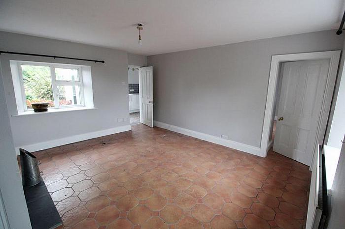 71 Halfpenny Gate Road