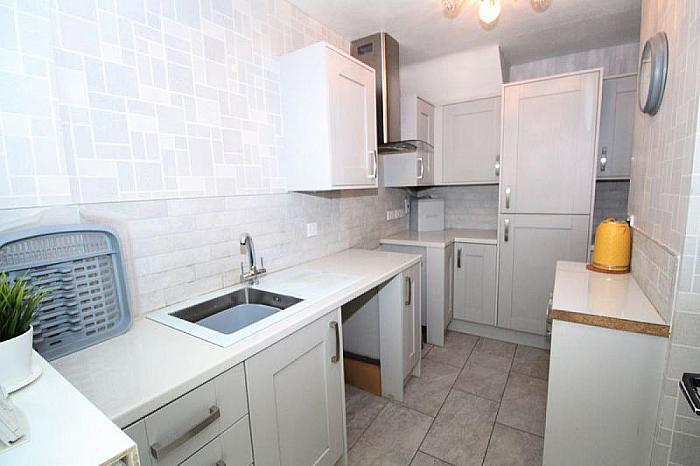 16 Hornbeam Road