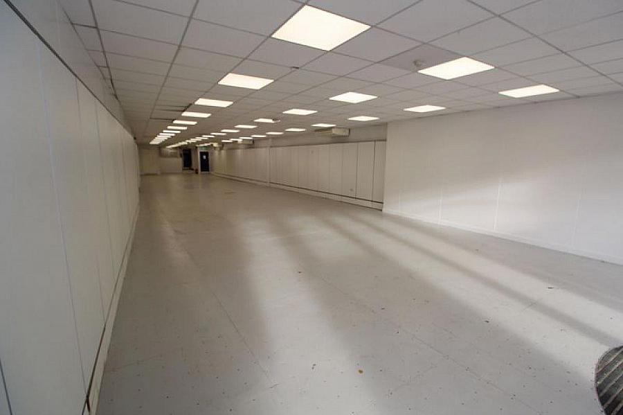 16 Market Square North