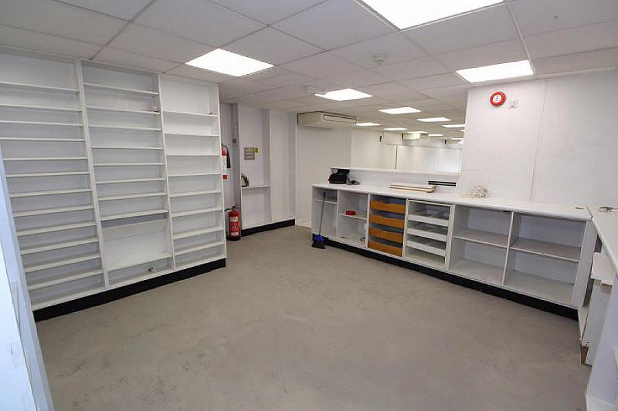 16 Market Square North