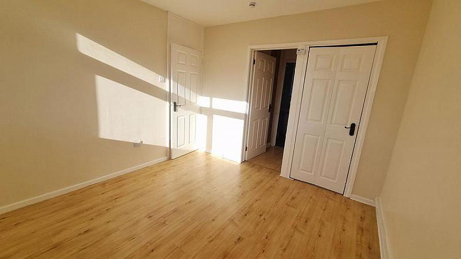 10B Iniscarn Park