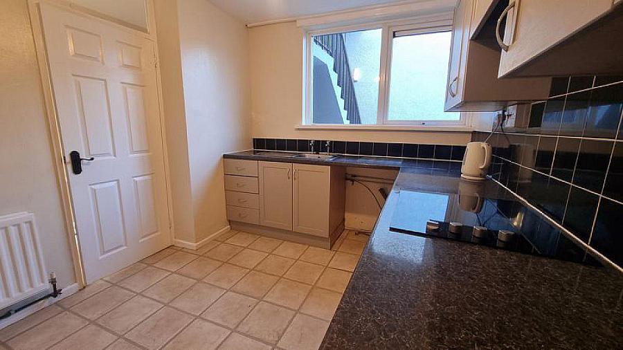 10B Iniscarn Park