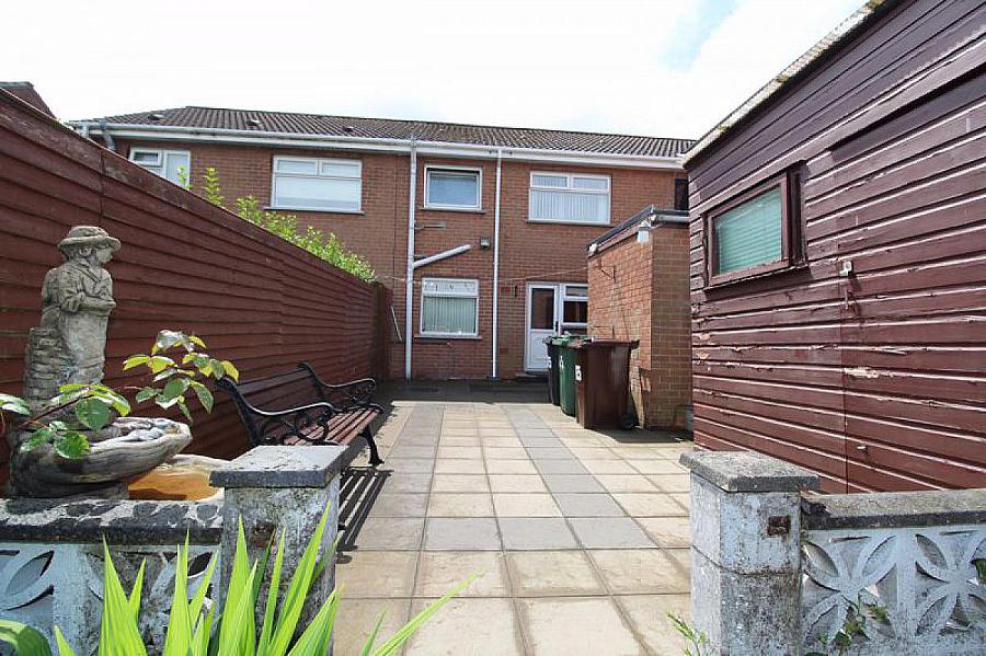 65 Dunbeg Park