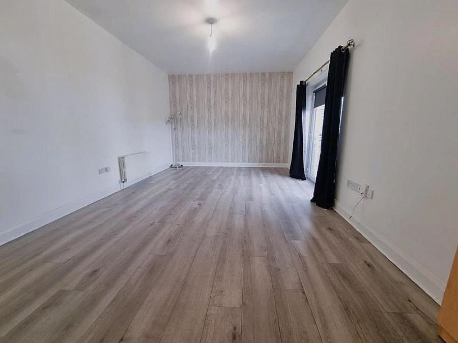 25 Woodbrook Avenue 25 Woodbrook Avenue
