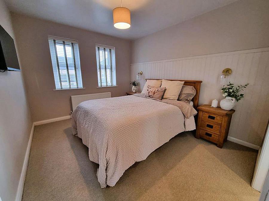 3 Wellington Park Road