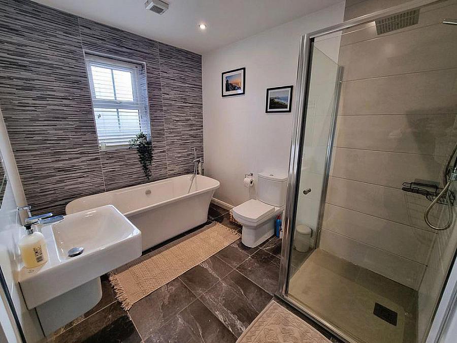 3 Wellington Park Road