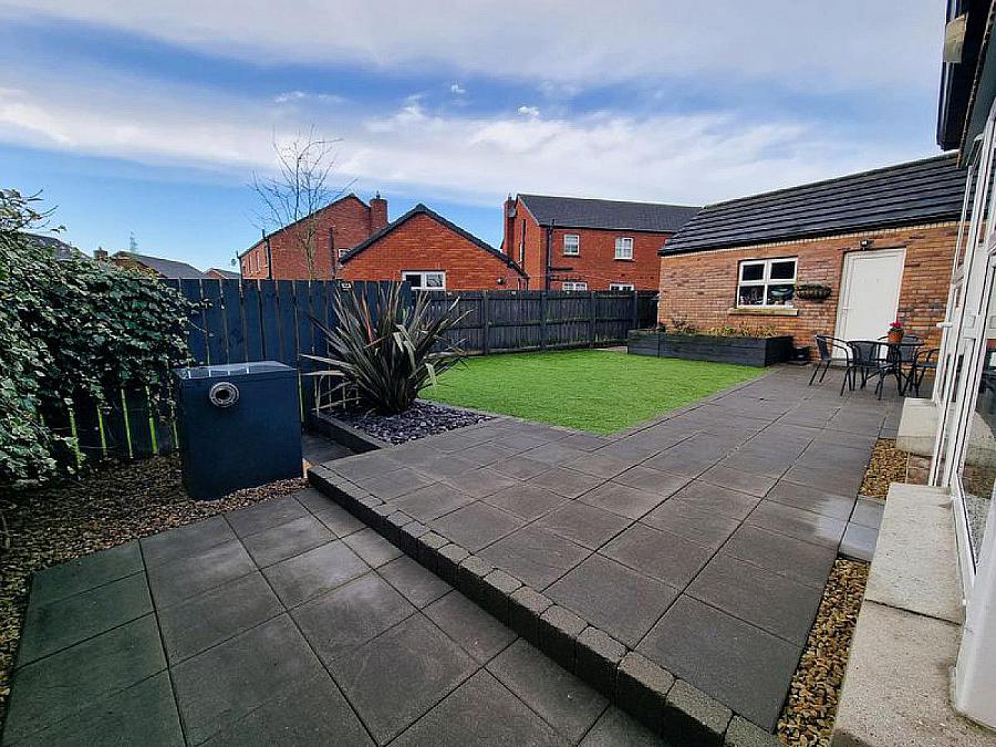 3 Wellington Park Road