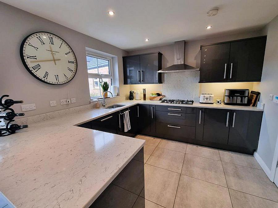 3 Wellington Park Road