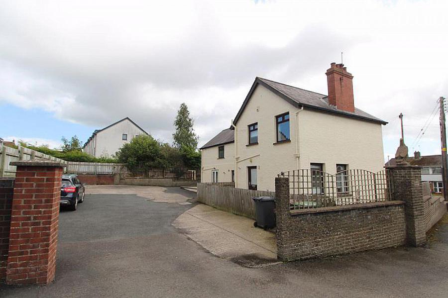40A Nettlehill Road