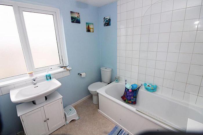 25 Courtney Hill 25 Courtney Hill