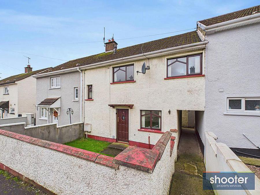 16 Derrybeg Drive