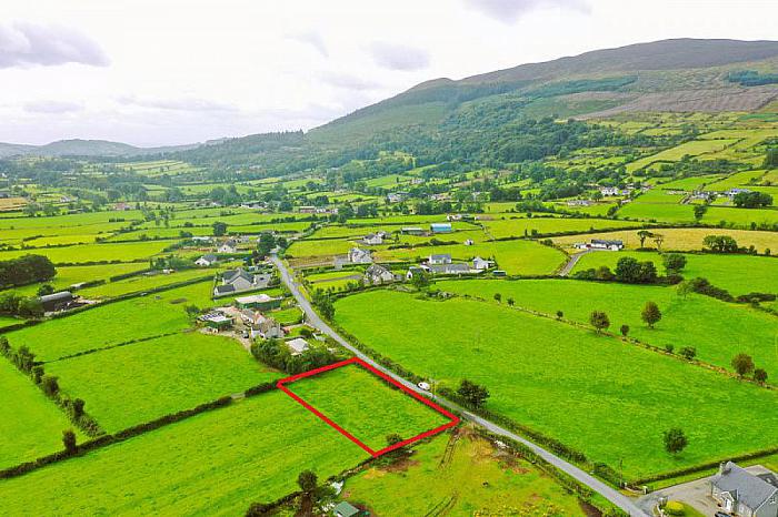 Site 60m North Of 25 Clonlum Road