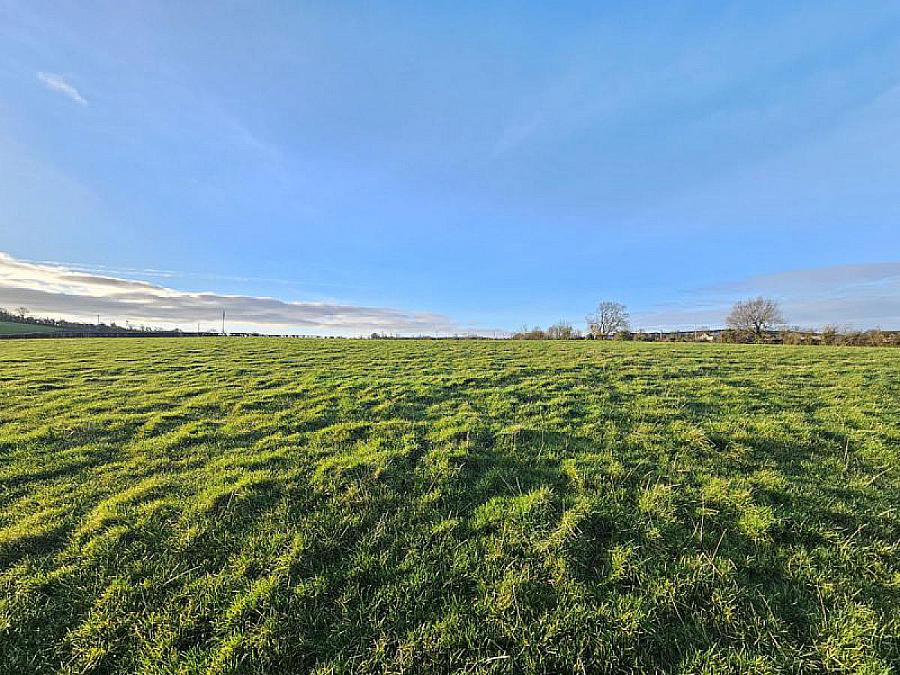 Lands Seaboughan Road