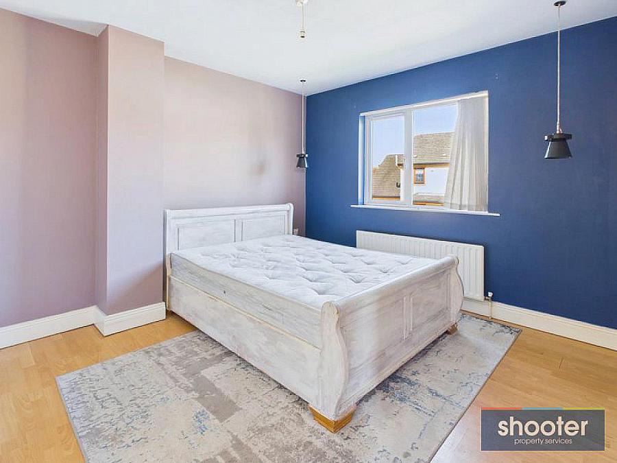3 Brookview Close