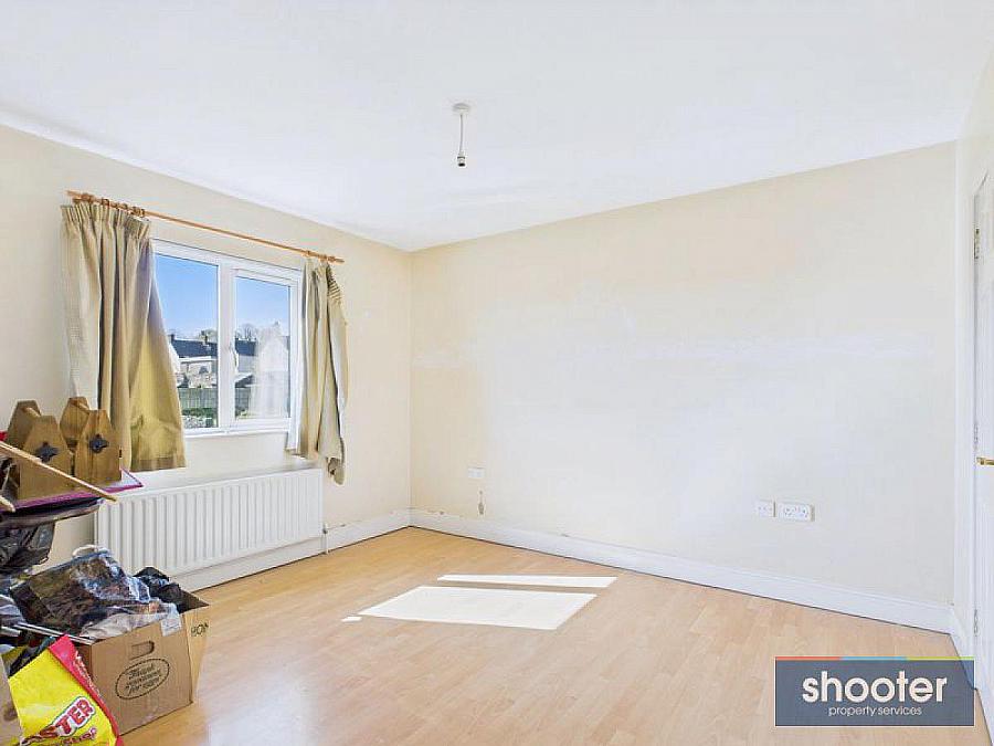 3 Brookview Close
